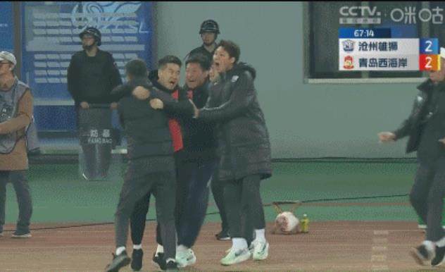 开云官网-让二追三无愧最大黑马 逆风翻盘后肇俊哲肆意庆祝