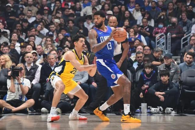 开云APP-末节再度崩盘！状态持续低迷快艇或跌至附加赛区